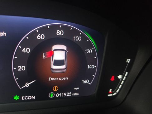 Used 2025 Honda Accord Sport image 15
