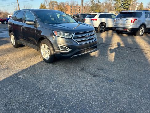 Used 2018 Ford Edge SEL w/ Equipment Group 201A image 16