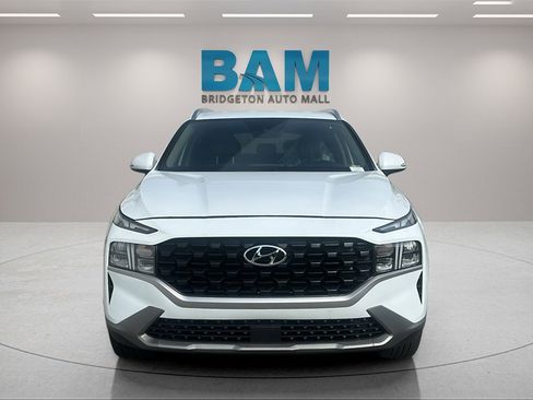 Used 2023 Hyundai Santa Fe SEL image 2