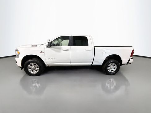 Used 2024 RAM 2500 Laramie AWD/4WD image 6