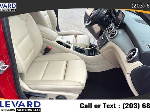 Used 2016 Mercedes-Benz GLA 250 4MATIC image 40