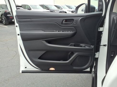 New 2026 Honda Odyssey EX-L image 12