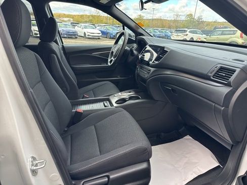 Used 2021 Honda Passport Sport image 18