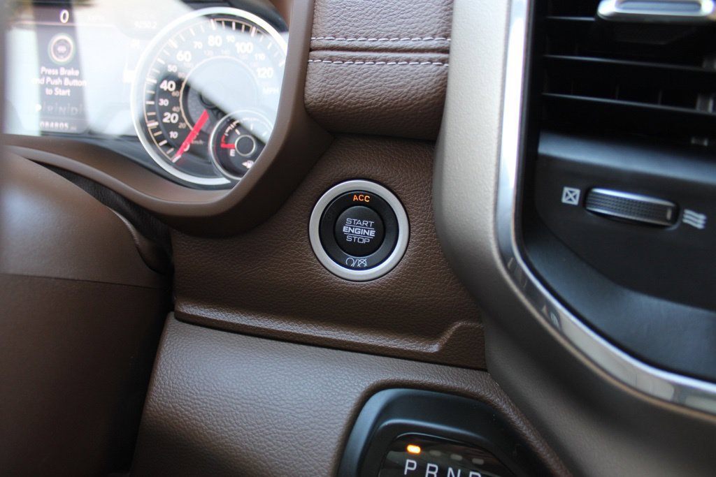 Used 2022 RAM 2500 Laramie AWD/4WD image 18