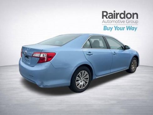 Used 2012 Toyota Camry LE image 9