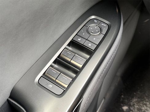 Used 2024 Lexus RZ 450e Premium image 22