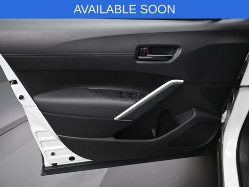 Used 2023 Toyota Corolla Cross LE w/ Moonroof Package AWD/4WD image 10