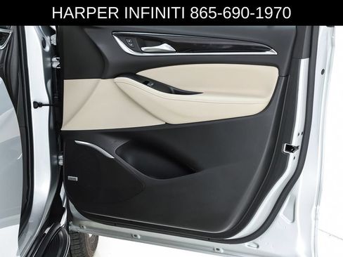 Used 2020 Buick Enclave Premium w/ Sun and Sites Package FWD image 32