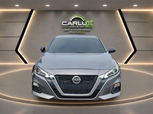 Used 2019 Nissan Altima 2.5 SL FWD image 2