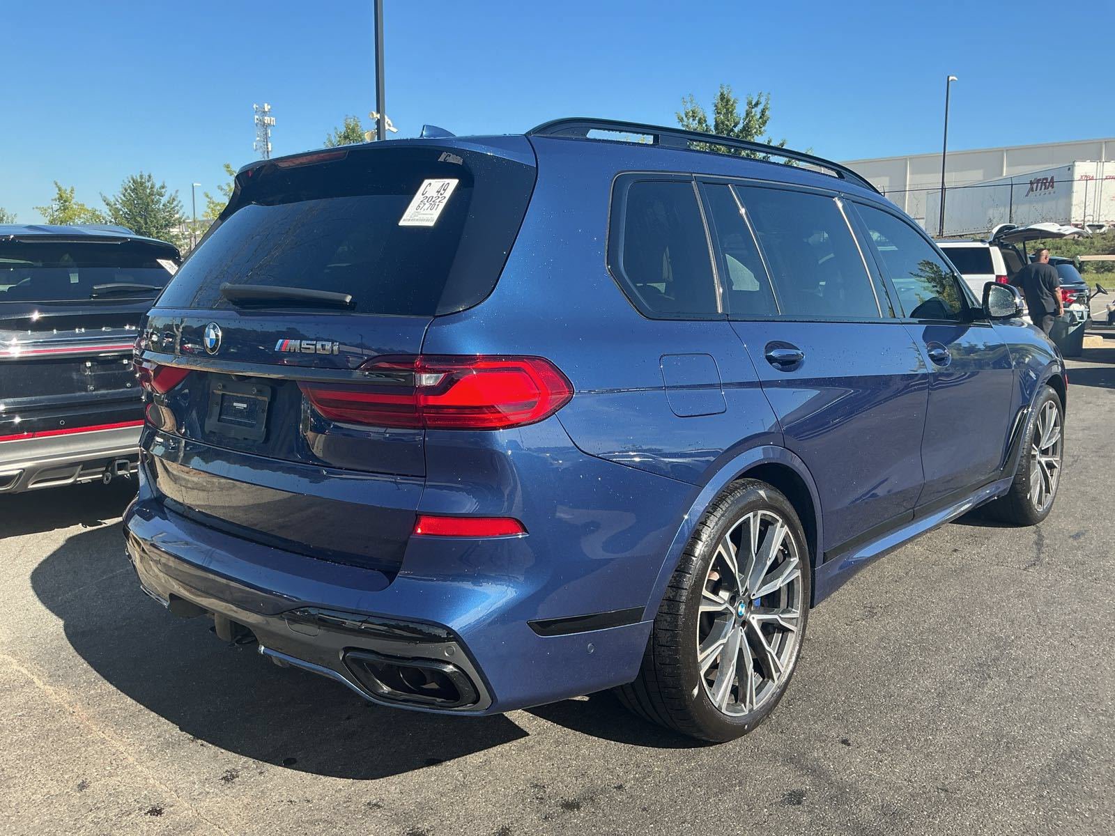 Used 2022 BMW X7 M50i w/ Dynamic Handling Package AWD/4WD image 3