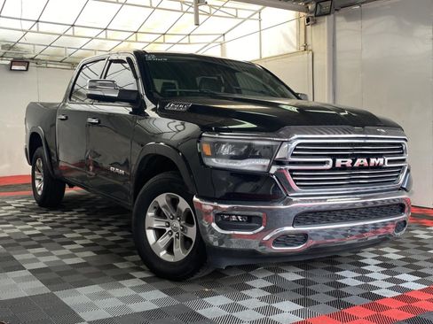 Used 2021 RAM 1500 Laramie AWD/4WD image 2