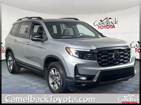 Used 2023 Honda Passport TrailSport image 1