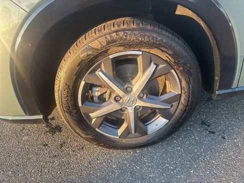 Used 2023 Honda HR-V EX-L image 11