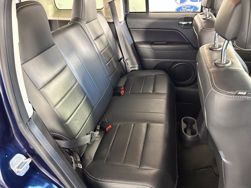 Used 2016 Jeep Patriot High Altitude FWD image 19