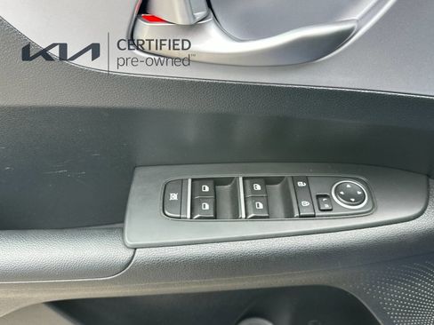 Certified 2024 Kia Forte LXS w/ LXS Technology Package FWD image 12