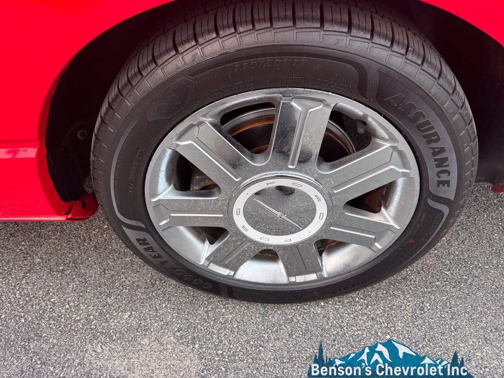 Used 2005 Ford Thunderbird RWD image 11