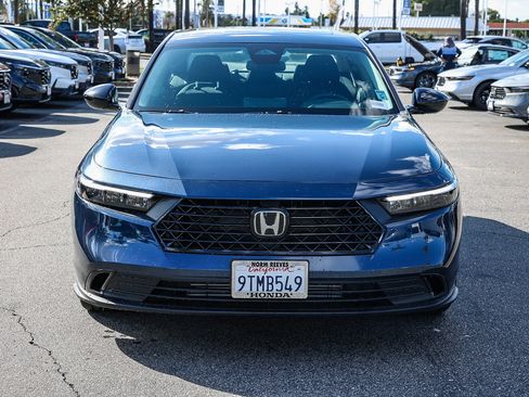 Used 2025 Honda Accord SE image 2