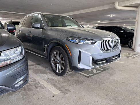 Used 2024 BMW X5 sDrive40i image 6