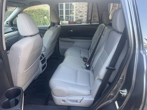 Used 2016 Honda Pilot EX-L image 11