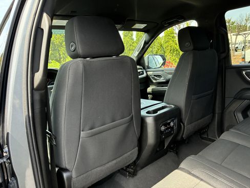 Used 2022 Chevrolet Suburban LS w/ Driver Alert Package image 15