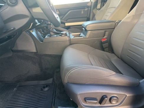 Used 2024 Toyota Tacoma TRD Sport w/ TRD Sport Upgrade Package image 11