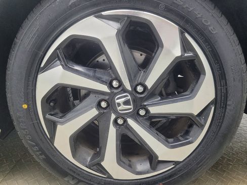 Used 2017 Honda Accord SE image 31
