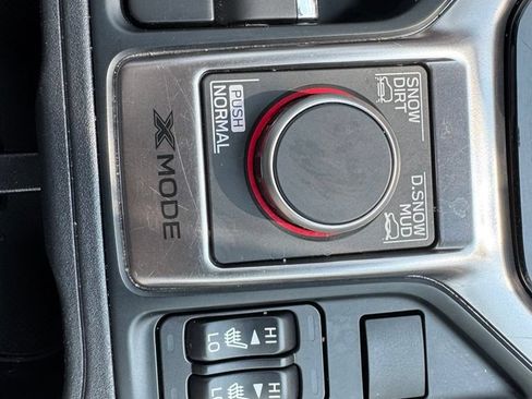 Used 2023 Subaru Forester Touring AWD/4WD image 37