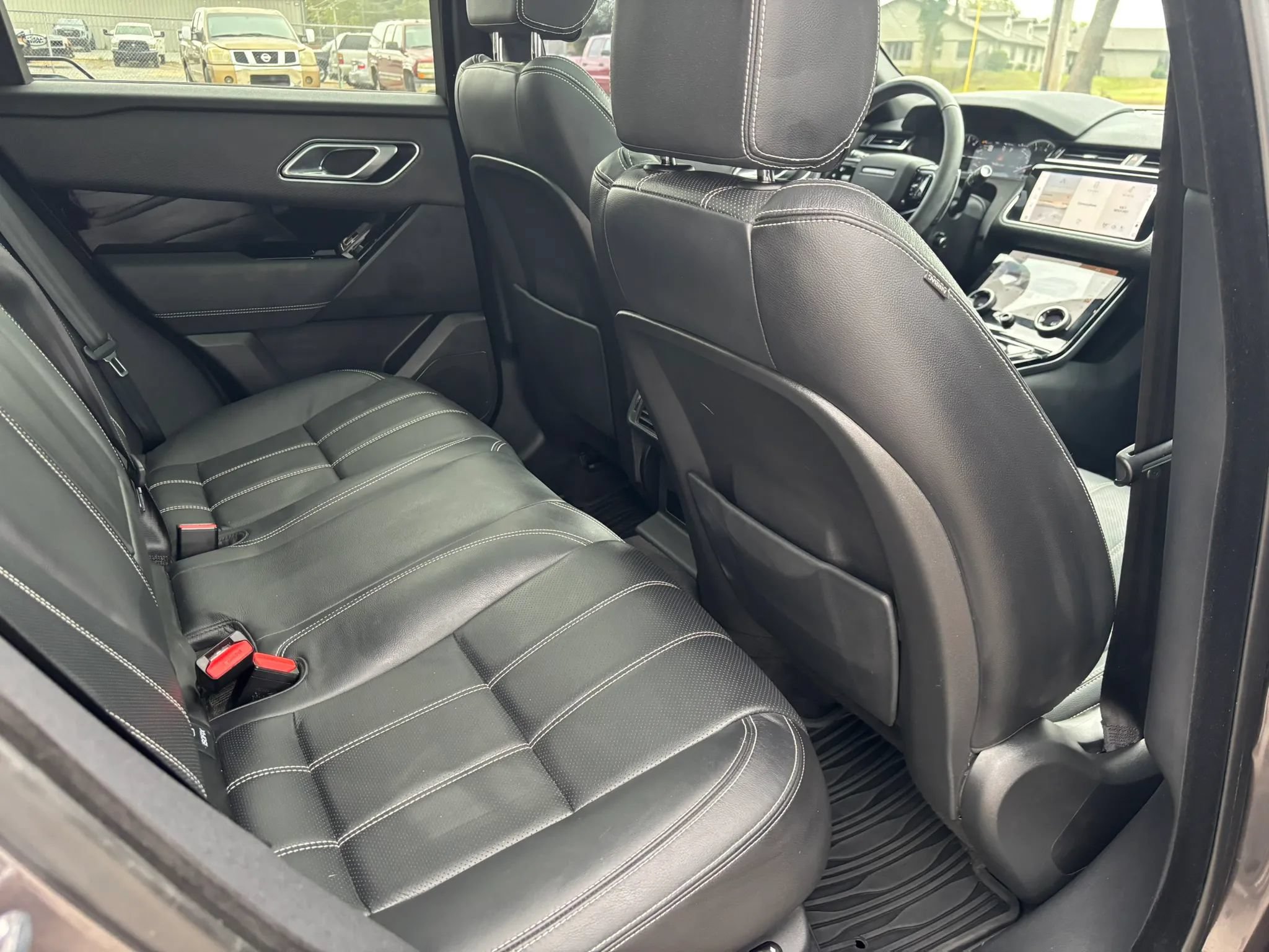 Used 2023 Land Rover Range Rover Velar R-Dynamic S AWD/4WD image 18