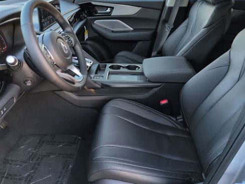 Used 2026 Acura MDX SH-AWD w/ Technology Package image 17