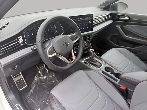New 2026 Volkswagen Jetta GLI Autobahn FWD image 6