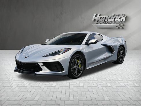 Used 2021 Chevrolet Corvette Stingray Premium Cpe w/ Z51 Performance Package RWD image 5