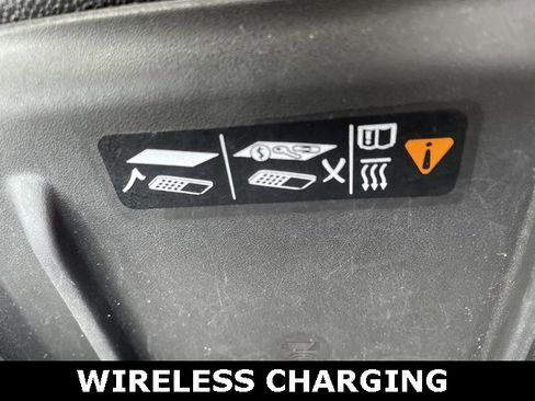 Used 2023 GMC Acadia Denali image 26