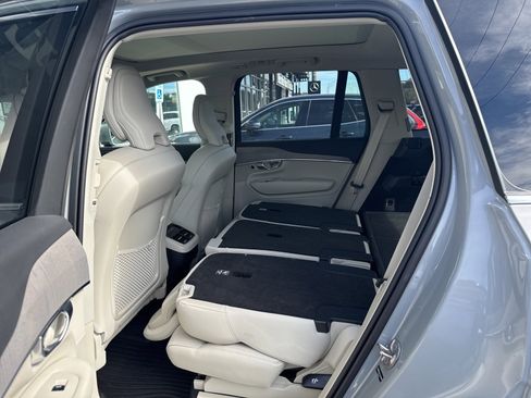 Used 2025 Volvo XC90 B6 Plus w/ Protection Package Premier image 7