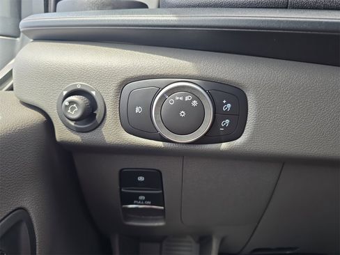 New 2025 Ford Transit 150 Low Roof image 20