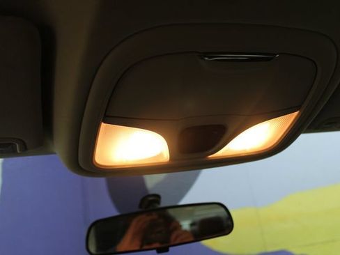 Used 2015 Chrysler 200 LX FWD image 21