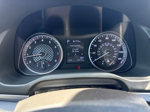 Used 2020 Hyundai Elantra SE w/ Cargo Package (C1) FWD image 15