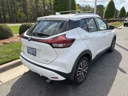 Used 2021 Nissan Kicks SV w/ Exterior Package image 13