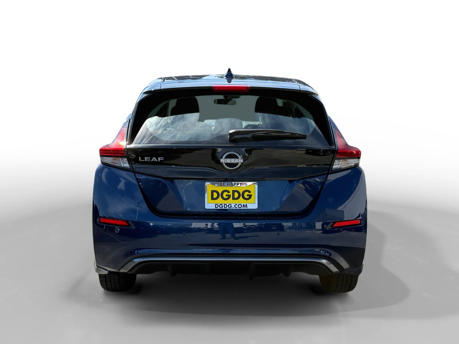 Used 2025 Nissan Leaf S FWD image 4