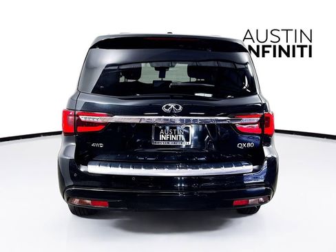 Used 2023 INFINITI QX80 Luxe w/ Cargo Package image 6