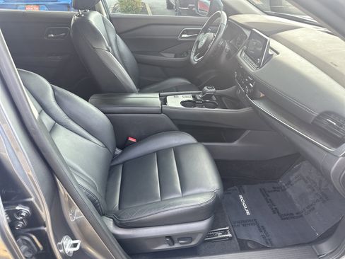 Used 2021 Nissan Rogue SL FWD image 29
