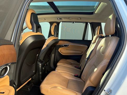 Used 2016 Volvo XC90 T8 Inscription image 20