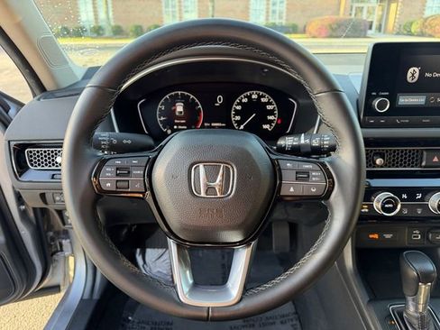 Used 2023 Honda Civic EX-L image 14