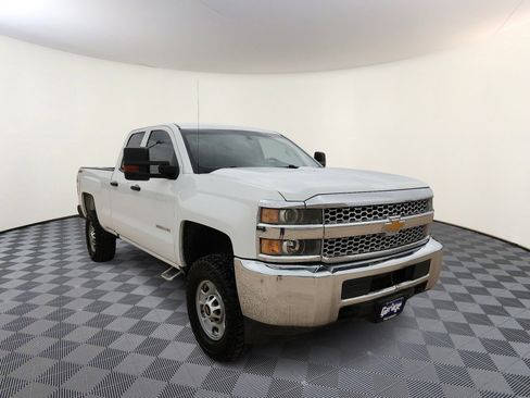 Used 2019 Chevrolet Silverado 2500 W/T AWD/4WD image 6
