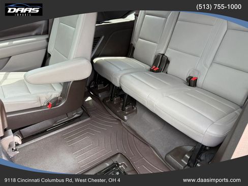 Used 2021 Chevrolet Tahoe Z71 w/ Luxury Package AWD/4WD image 34