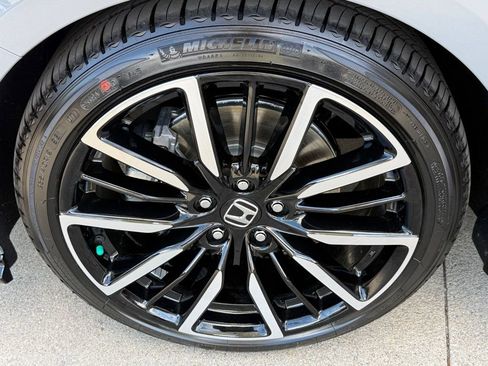 Certified 2025 Honda Accord Touring image 10