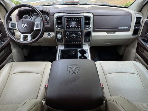 Used 2013 RAM 1500 Laramie w/ Convenience Group image 12