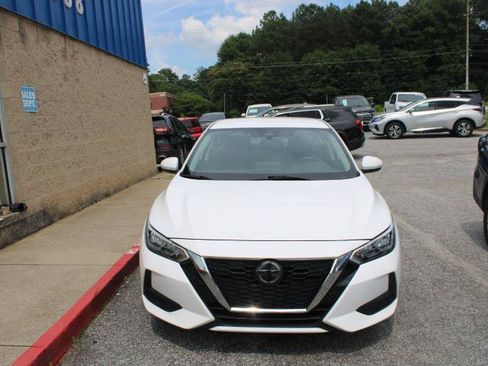 Used 2023 Nissan Sentra SV FWD image 2