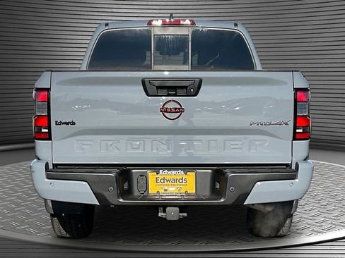 Used 2022 Nissan Frontier PRO-4X AWD/4WD image 5