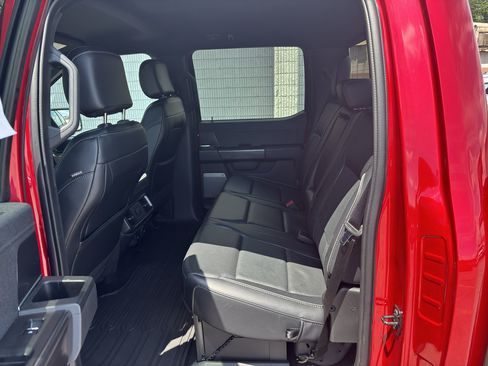 Used 2024 Ford F150 Lariat w/ Bed Utility Package AWD/4WD image 11