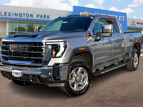 Used 2025 GMC Sierra 2500 SLT w/ SLT Premium Package image 12